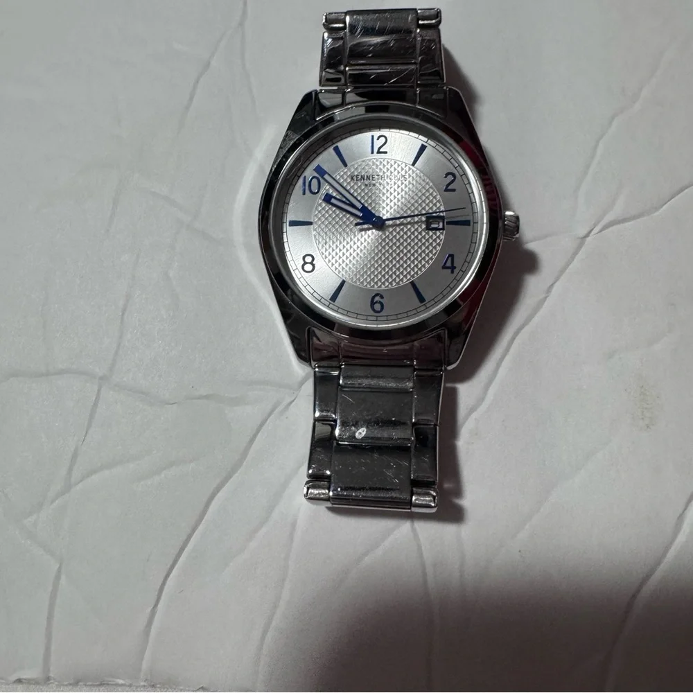 Kenneth Cole New York (EUC) Quartz Watch